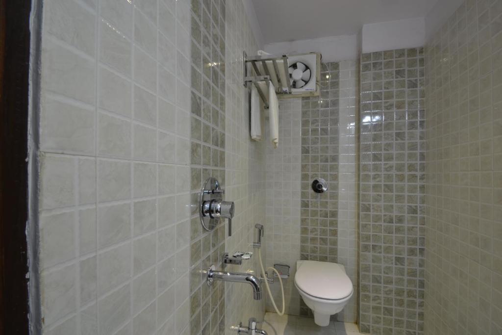 Hotel Central Residency Váránaszi Kültér fotó